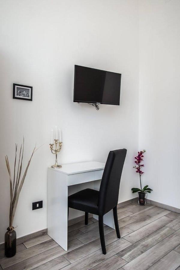 Lazy Gio Guest House Roma Exterior foto